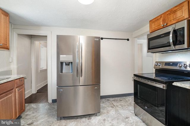 3311 CHESTNUT ST, Camp Hill, PA 17011