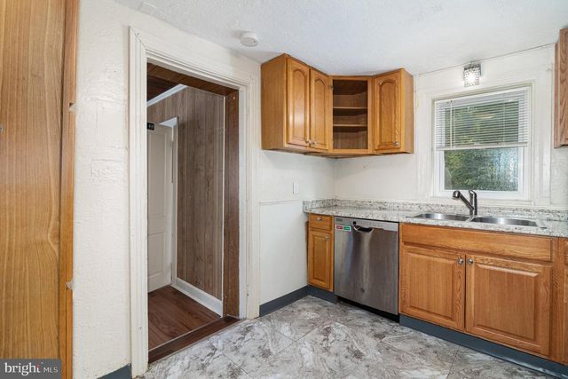 3311 CHESTNUT ST, Camp Hill, PA 17011