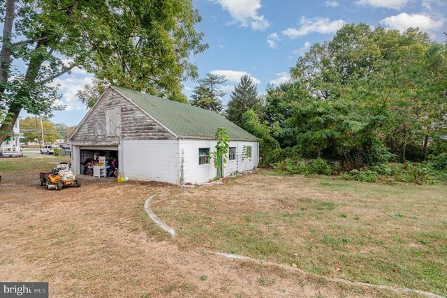 3311 CHESTNUT ST, Camp Hill, PA 17011