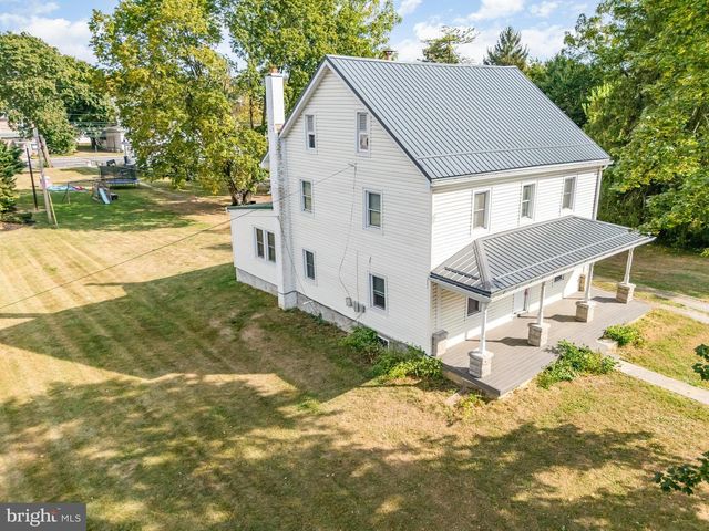 3311 CHESTNUT ST, Camp Hill, PA 17011