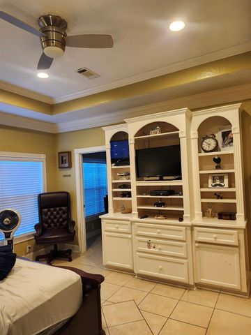 6015 Ladonia Street, Arcola, TX 77583