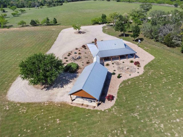 769 High Grove RD, Cedar Creek, TX 78612