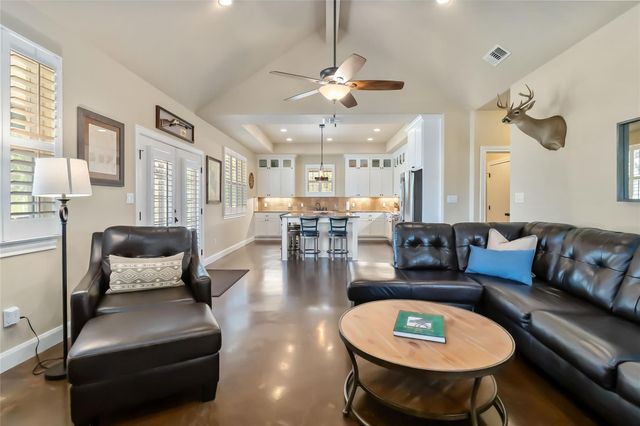 769 High Grove RD, Cedar Creek, TX 78612