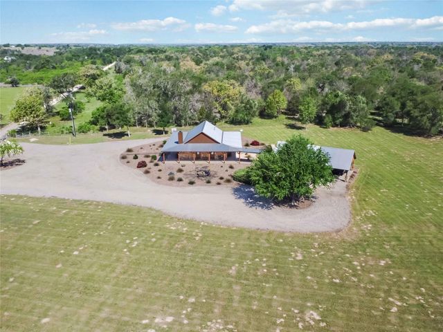 769 High Grove RD, Cedar Creek, TX 78612