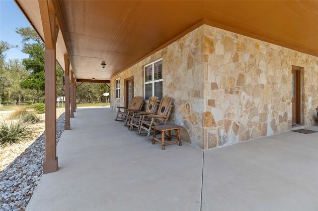769 High Grove RD, Cedar Creek, TX 78612