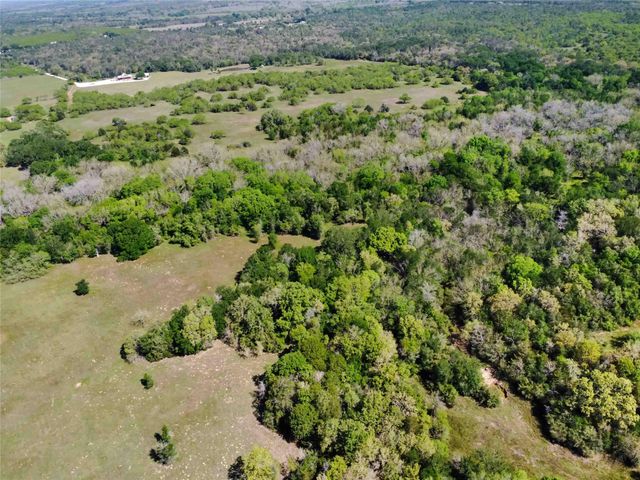 769 High Grove RD, Cedar Creek, TX 78612