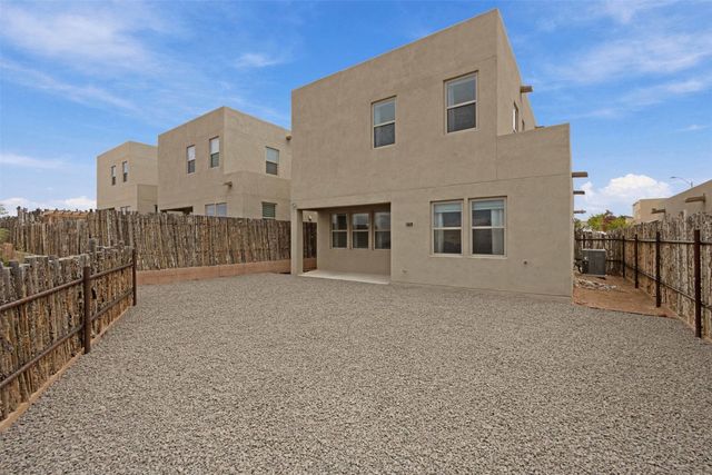 7240 Vista Serena Loop, Santa Fe, NM 87507