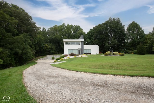 1022 N County Road 400 W, Greencastle, IN 46135