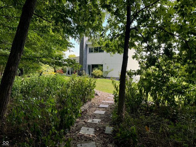 1022 N County Road 400 W, Greencastle, IN 46135