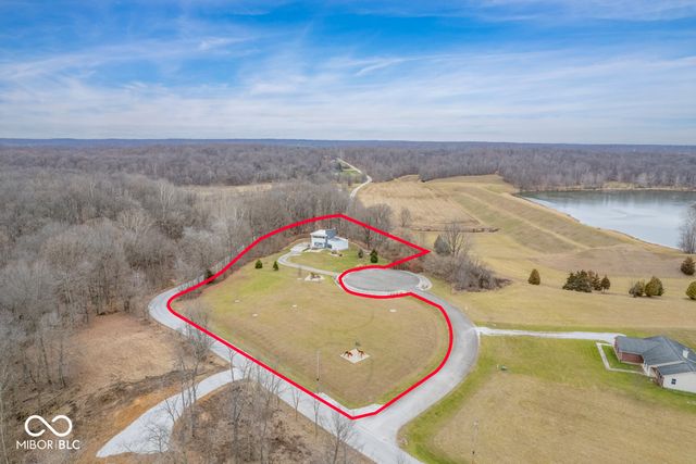 1022 N County Road 400 W, Greencastle, IN 46135