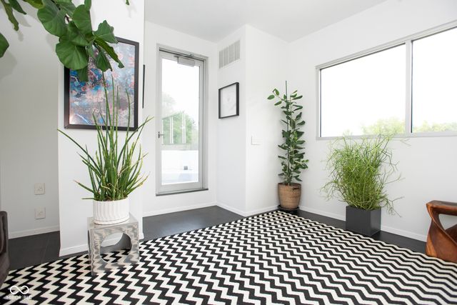 1022 N County Road 400 W, Greencastle, IN 46135