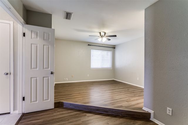 2118 Oak Brook Drive, Richardson, TX 75081