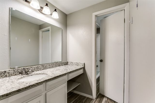 2118 Oak Brook Drive, Richardson, TX 75081