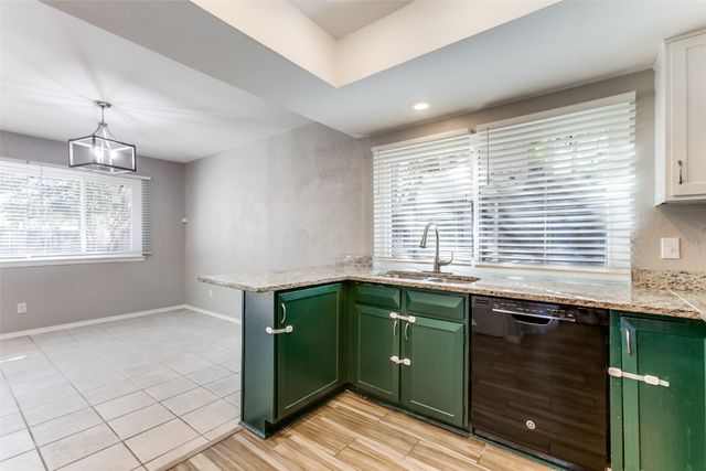 2118 Oak Brook Drive, Richardson, TX 75081