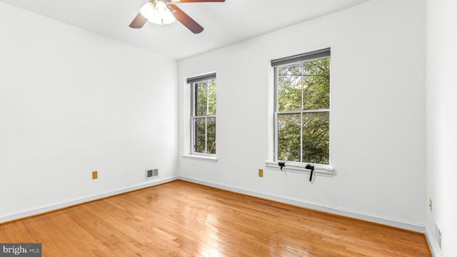 807 S CHARLES ST S, Baltimore, MD 21230
