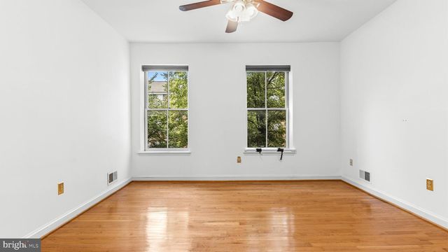 807 S CHARLES ST S, Baltimore, MD 21230