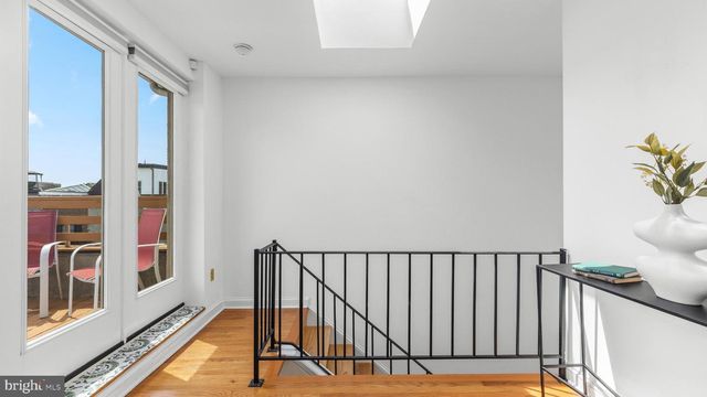 807 S CHARLES ST S, Baltimore, MD 21230