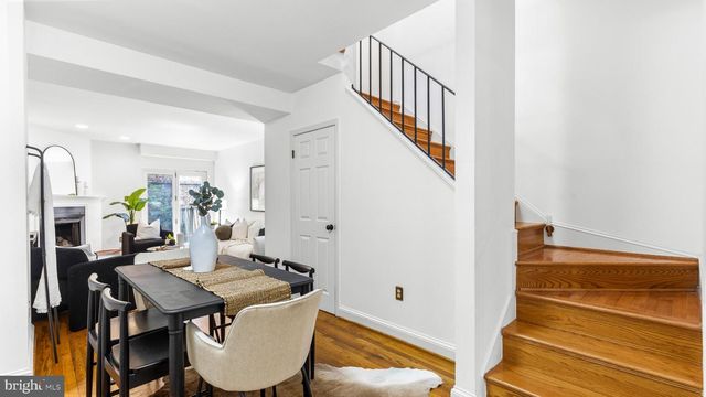807 S CHARLES ST S, Baltimore, MD 21230