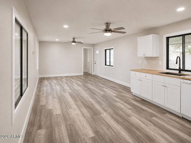 246 S ELLSWORTH Road, Mesa, AZ 85208