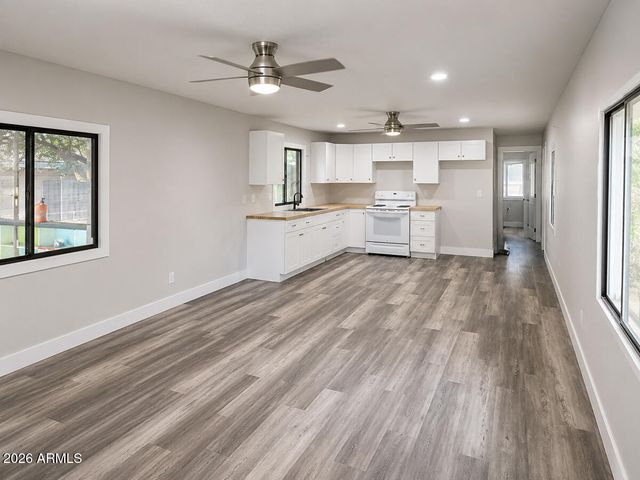 246 S ELLSWORTH Road, Mesa, AZ 85208