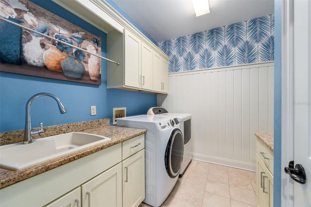 13523 NW 8TH ROAD, Newberry, FL 32669