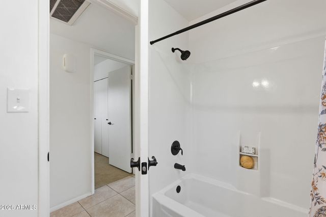 2201 E GRETTA Place, Phoenix, AZ 85022