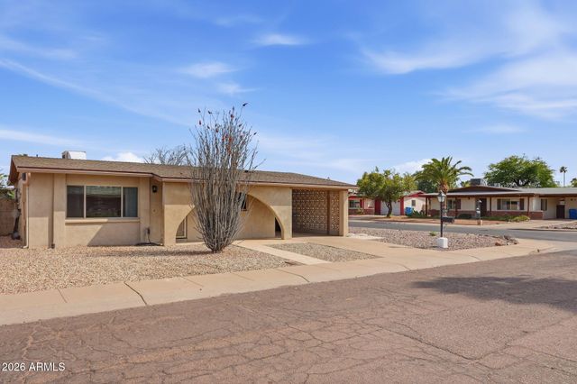 2201 E GRETTA Place, Phoenix, AZ 85022