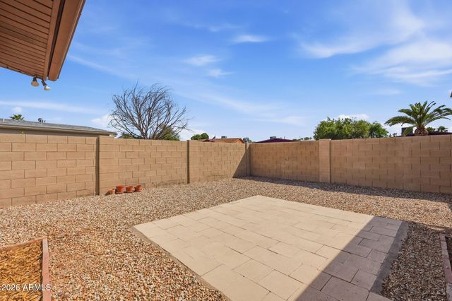 2201 E GRETTA Place, Phoenix, AZ 85022