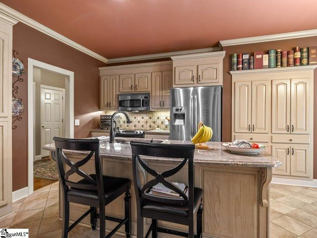 504 Spring Point Court, Simpsonville, SC 29681