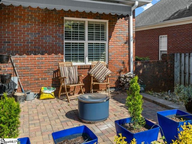 504 Spring Point Court, Simpsonville, SC 29681