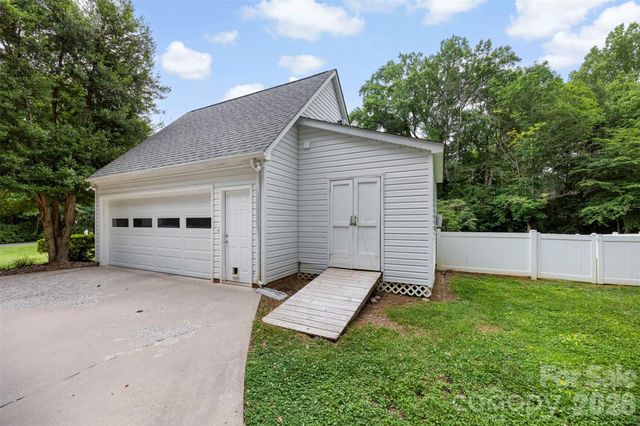 303 Brook Valley Drive, Salisbury, NC 28147