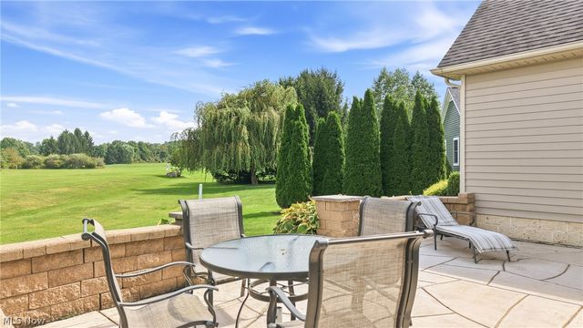 111 Dornoch Street, Cortland, OH 44410