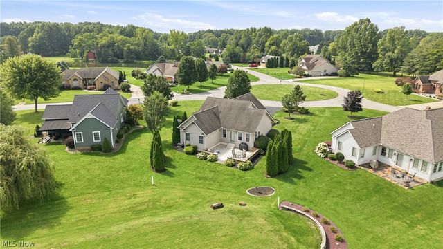 111 Dornoch Street, Cortland, OH 44410