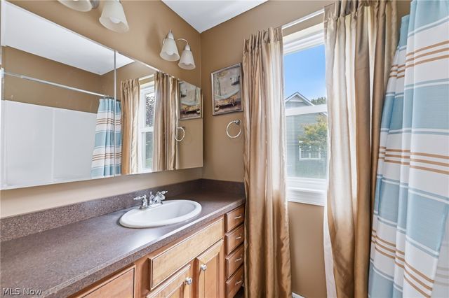 111 Dornoch Street, Cortland, OH 44410