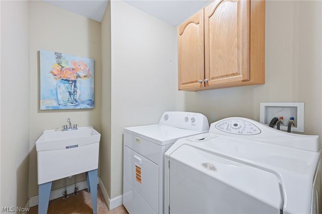 111 Dornoch Street, Cortland, OH 44410