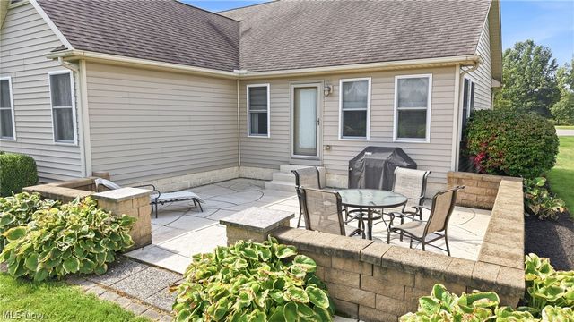111 Dornoch Street, Cortland, OH 44410