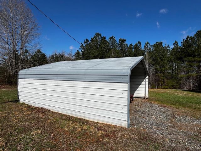 2453 Easome Road, Hurt, VA 24563