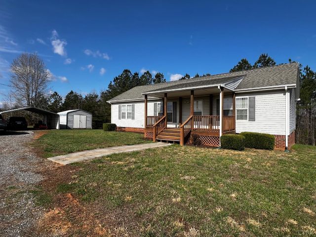 2453 Easome Road, Hurt, VA 24563