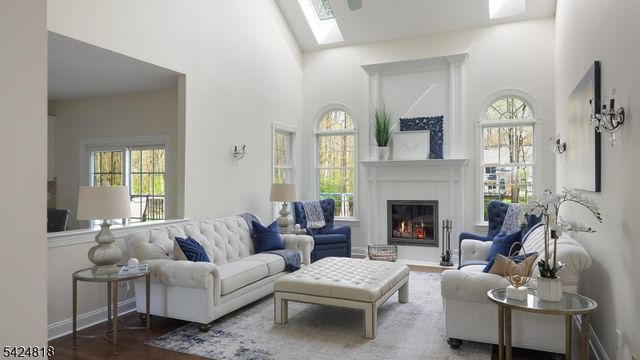 5 Longford Ct, Warren Twp., NJ 07059
