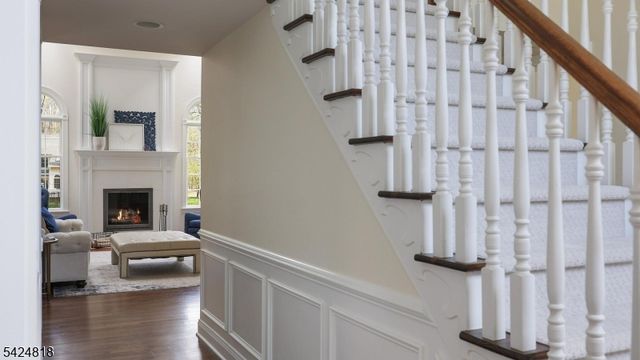 5 Longford Ct, Warren Twp., NJ 07059