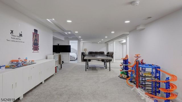 5 Longford Ct, Warren Twp., NJ 07059