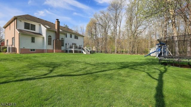 5 Longford Ct, Warren Twp., NJ 07059