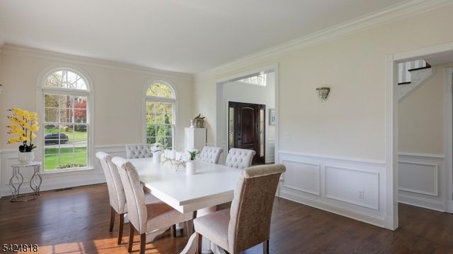 5 Longford Ct, Warren Twp., NJ 07059