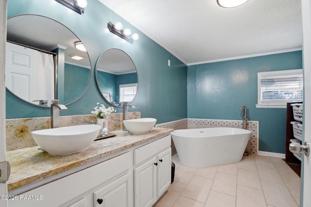 118 Hoosier Lane, Church Point, LA 70525