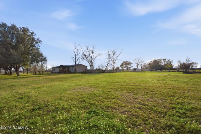 118 Hoosier Lane, Church Point, LA 70525