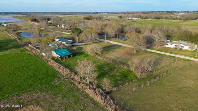 118 Hoosier Lane, Church Point, LA 70525