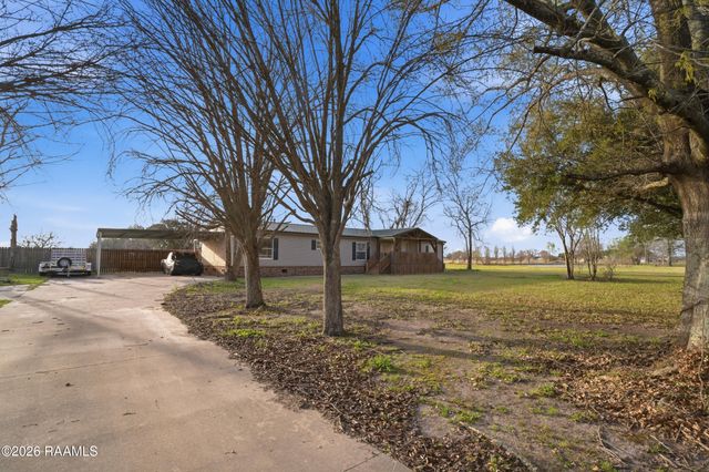 118 Hoosier Lane, Church Point, LA 70525