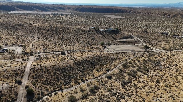 750 Ocotillo Way, Apple Valley, CA 92308