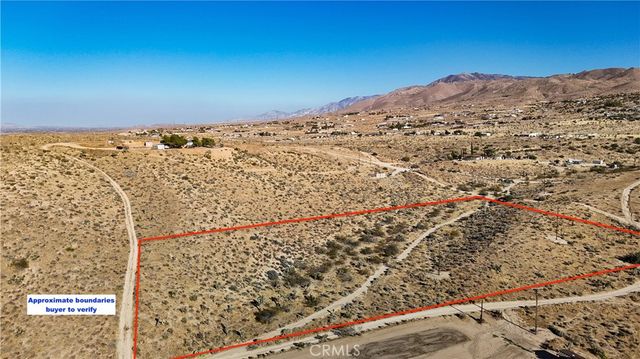 750 Ocotillo Way, Apple Valley, CA 92308