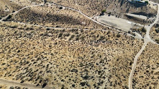750 Ocotillo Way, Apple Valley, CA 92308